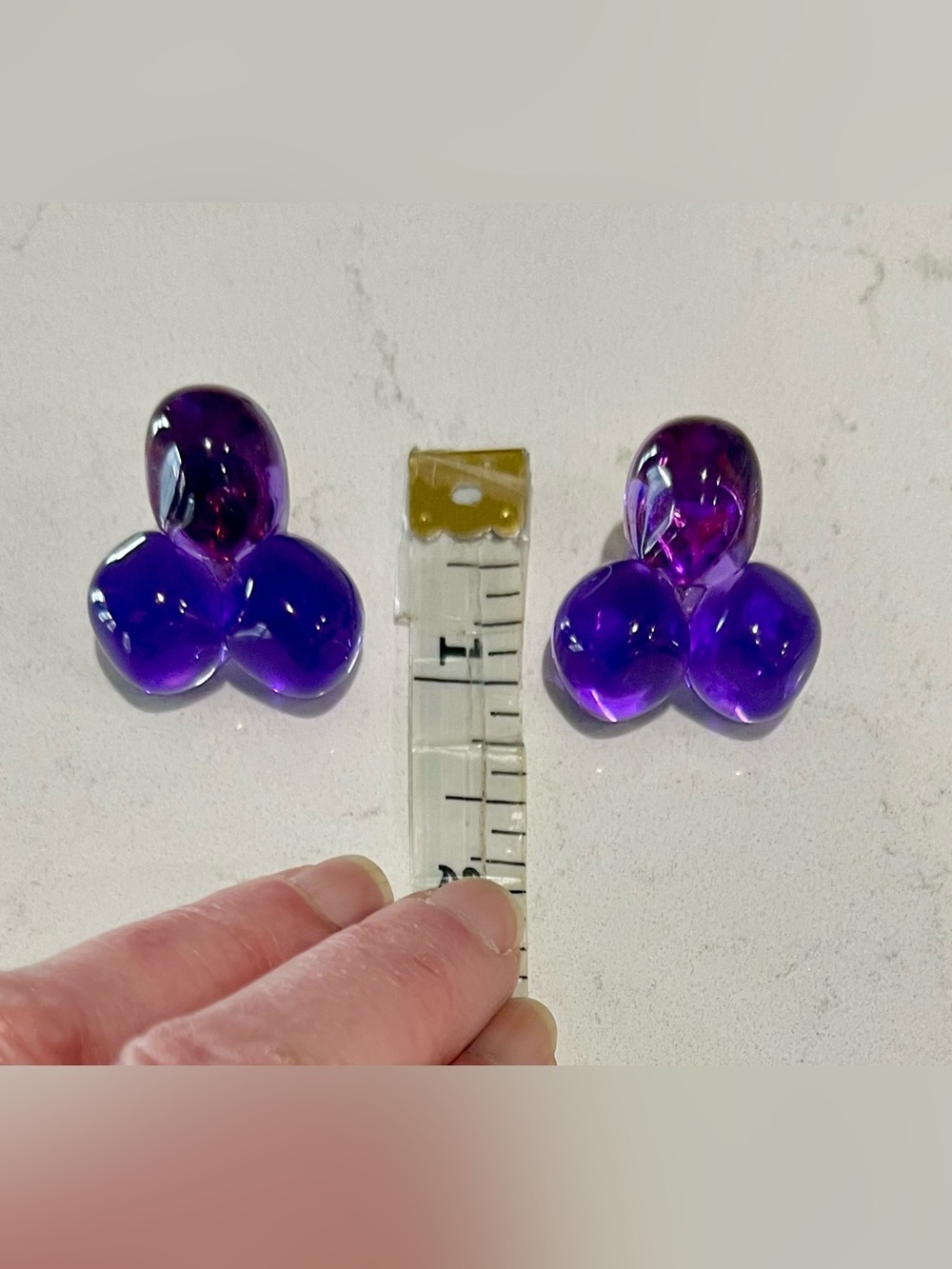 RARE 1987 Avon Purple Dawn Lucite Clip Earrings VTG - Picture 6 of 9